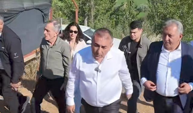 Adana’da Tarlalara İndiler! Güngör Geçer Üreticilerin Sorunlarını Yerinde Dinledi
