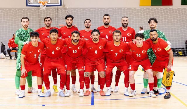 Adana Demirspor’un Golcüsü Ahmet Bolat, Futsal Millî Takımı Kadrosunda