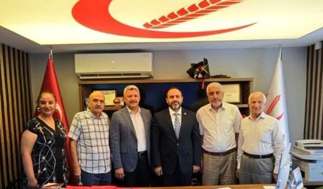 Adana Siyasetinde Kritik Zirve: İl Başkanlarından Yeniden Refah'a Ziyaret
