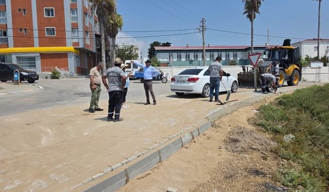 Yumurtalık’ta Yollar, Kaldırımlar ve Merdivenler Yenileniyor