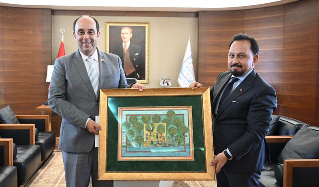 Uluslararası Akademisyenlerden Sarıçam Belediye Başkanı Bilal Uludağ’a Teşekkür Ziyareti