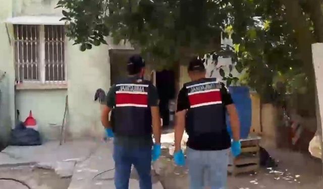 Adana’da Kaçak Alkol Operasyonu: 1,67 Ton Alkol Ele Geçirildi