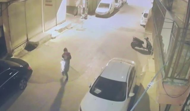 Adana’da Araçlara Silahlı Saldırı: 2 Şüpheli Yakalandı