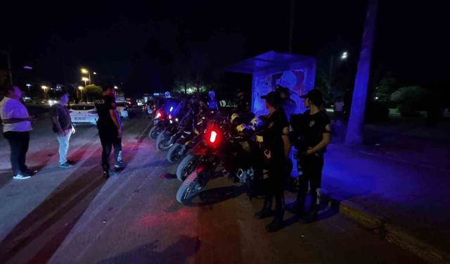 Adana’da Huzur ve Güven Uygulaması: 64 Aranan Şahıs Yakalandı