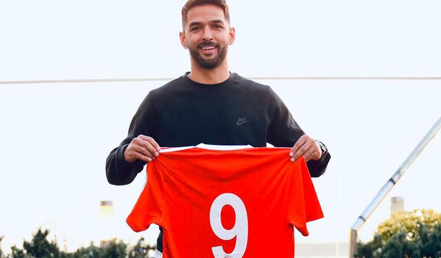 Adanaspor’un Eski Yıldızı Daniel Candeias Yeşil Sahalara Veda Etti