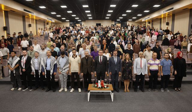 Çukurova Üniversitesi'nde Gazze İçin Bilim Kafe Etkinliği