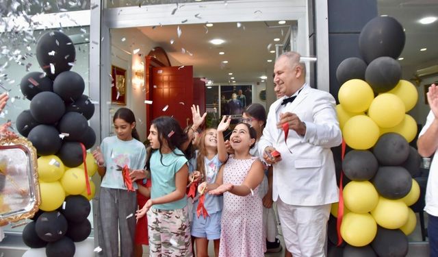 Kaktüs Sanat Merkezi Yeni Yerinde Perdelerini Açtı