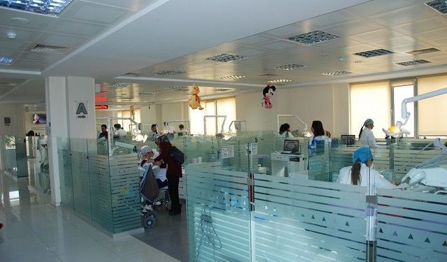 Adana’da Diş Tedavisi Görenler Dikkat! Çukurova Üniversitesi'nden Protez Tedavileri İçin Önemli Yatırım