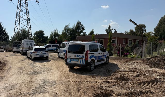 Adana’da İnşaat Firmasının Ofisine Silahlı Saldırı! Duvarlara 11 Kurşun İsabet Etti