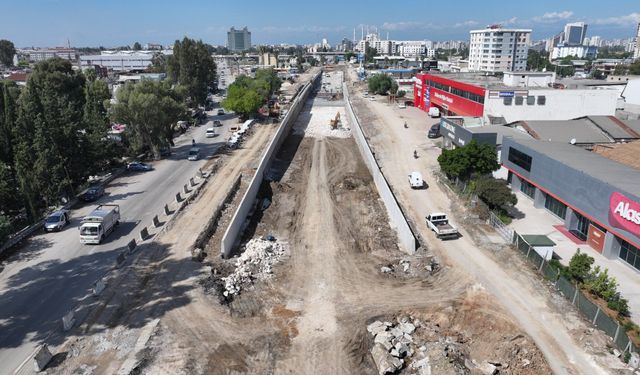 Adana’da Trafiği Rahatlatacak Projede Çalışmalar Sürüyor