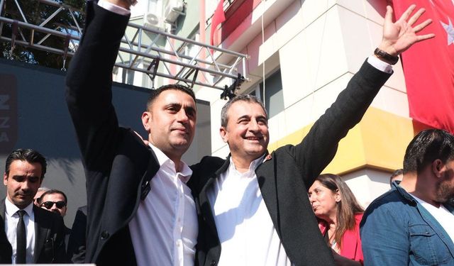 Burhanettin Bulut’tan Çukurova Çıkışı: "Sandıkta Kazanamadıklarını Yargı Eliyle İtibarsızlaştırıyorlar!"