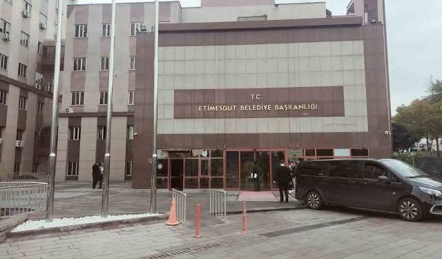 Etimesgut Belediyesi Soruşturmasında 7 Tutuklama!