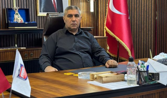 Adana Minibüsçüler Odası Başkanı Ayhan Akgümüş "Ayakta Kalmak Zorundayız"