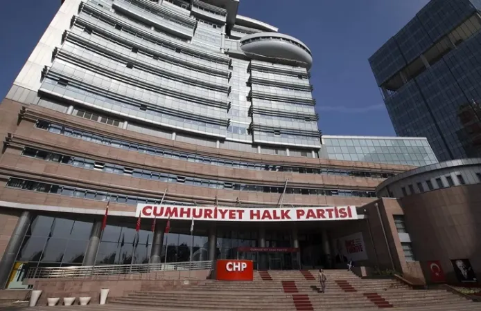 CHP’de "Tebligat" Açmazı: Kılıçdaroğlu'nun İlk PM Toplantısı Ertelendi