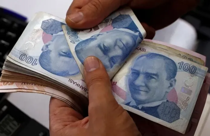 Ekonomide Dikkat Çeken Tablo: Vatandaş Harcıyor, Toptancı Zorlanıyor