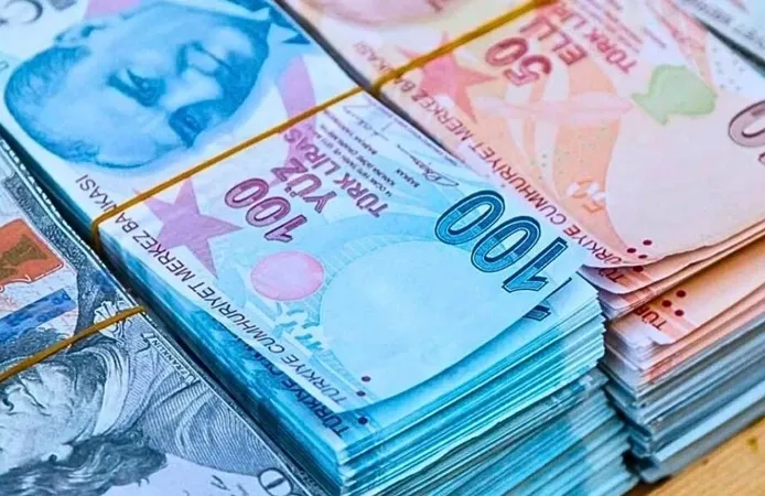 Toplam Ciro Yıllık Yüzde 25,8 Arttı, Aylık Bazda Geriledi