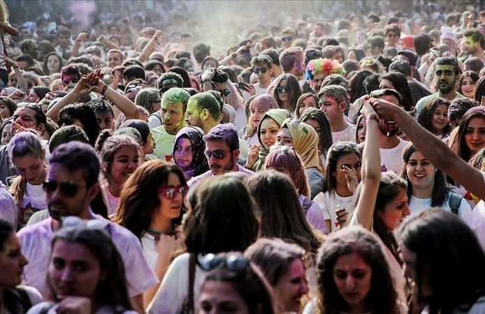 Adana’nın Genç Nüfus Raporu Açıklandı! İşte Dikkat Çeken Tablo