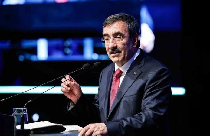 Ekonomide 3 Yıllık Yeni Rota: Büyüme Yükselecek, Enflasyonla Mücadele Sürecek