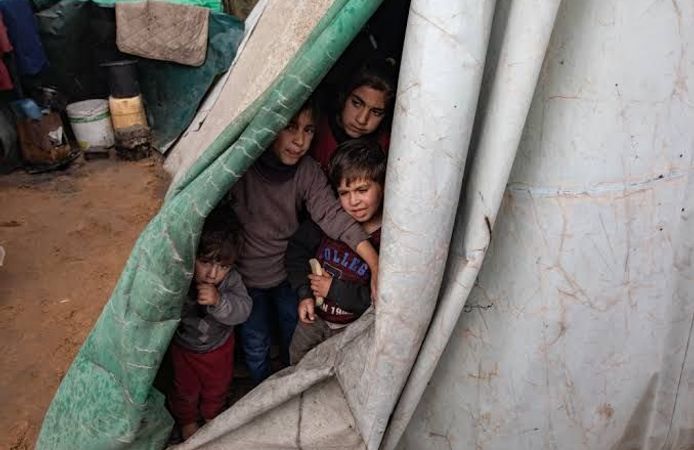 TÜİK ve UNICEF Raporu Çocukların Tablosunu Ortaya Koydu: 6,7 Milyon Çocuk Yoksulluk İçinde