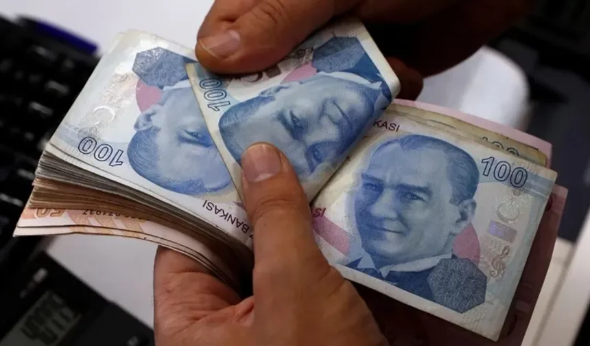 Ekonomide Dikkat Çeken Tablo: Vatandaş Harcıyor, Toptancı Zorlanıyor
