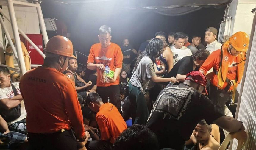 Filipinler’de Feribot Faciası: 15 Ölü, 43 Kişi Kayıp