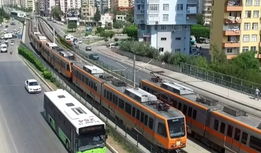 Adana’da 30 Ağustos Müjdesi! Metro ve Belediye Otobüsleri Ücretsiz