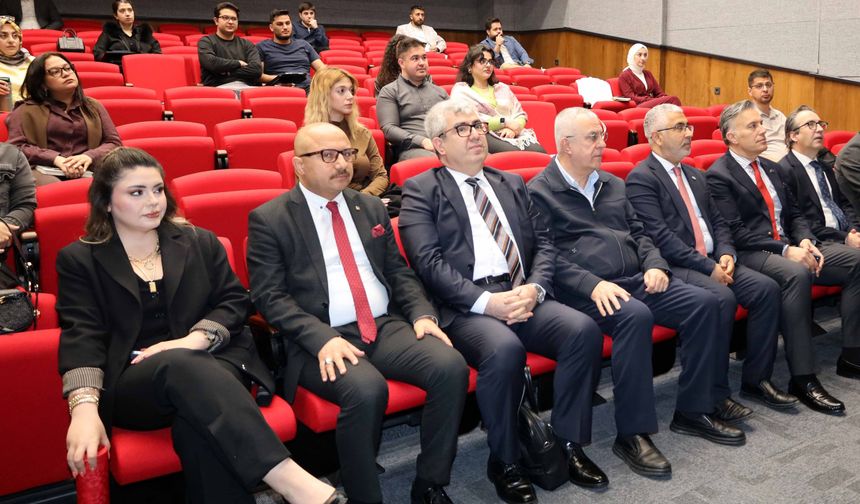 Adana’dan Dünyaya Açılım! İhracat Akademisi Başladı