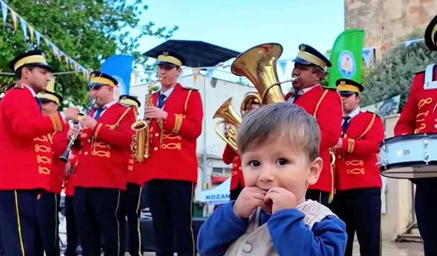 Kozan'da Portakal Çiçeği Büyüsü: "Kaçırırsanız Pişman Olursunuz!"