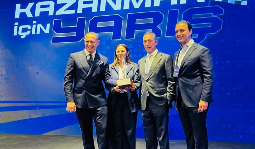 Ford Gürsoy, Ford President’s Award 2025 ile İlk Yılında Büyük Başarıya İmza Attı