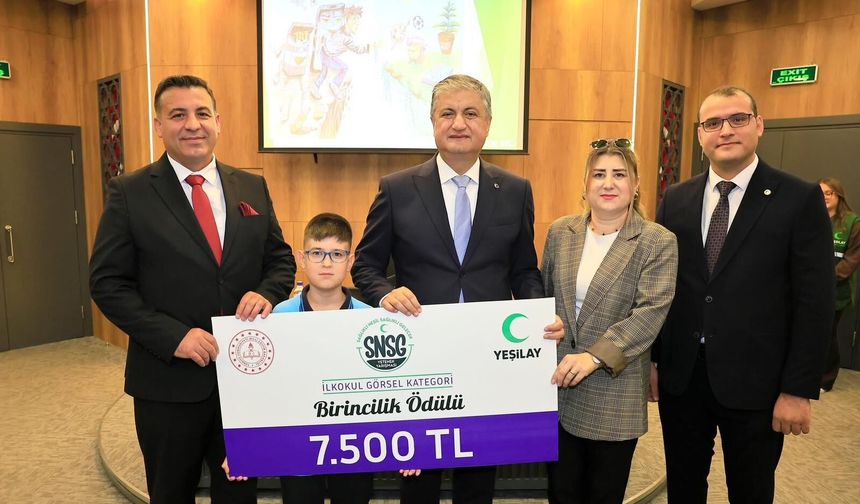 Adana'da Yeşilay Haftası Ödülleri Sahiplerini Buldu