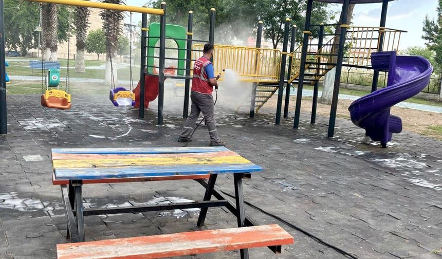Ceyhan’da Ortak Yaşam Alanlarında Hijyen Seferberliği