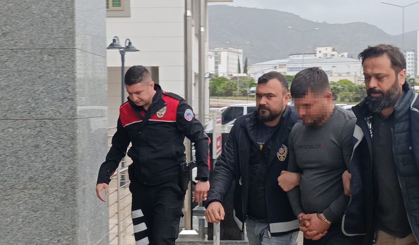 Kozan'da Kanlı İnfaz! İşten Çıkarılan İşçi Dehşet Saçtı: 6 El Ateş Etti!