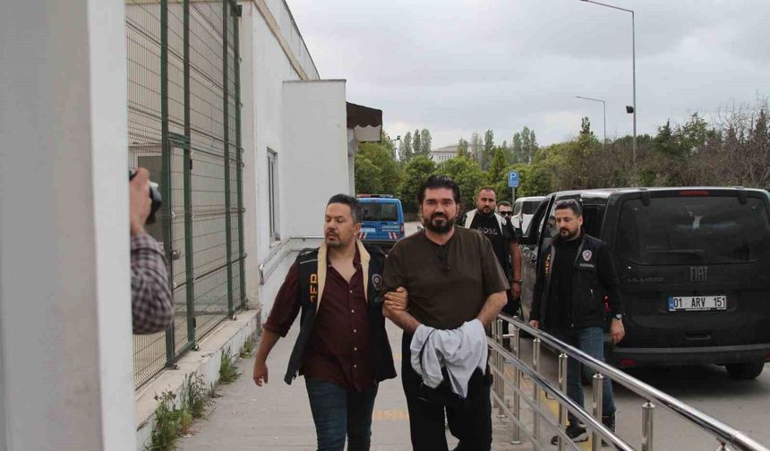 Gözaltına Alınan Rasim Ozan Kütahyalı Adana'ya Getirildi