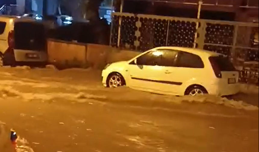 Adana’da Yağmur Değil Felaket! Vatandaş İsyan Etti
