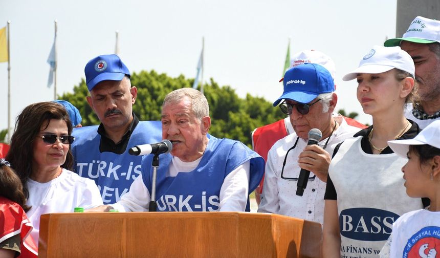 Adana’da 1 Mayıs Coşkusu