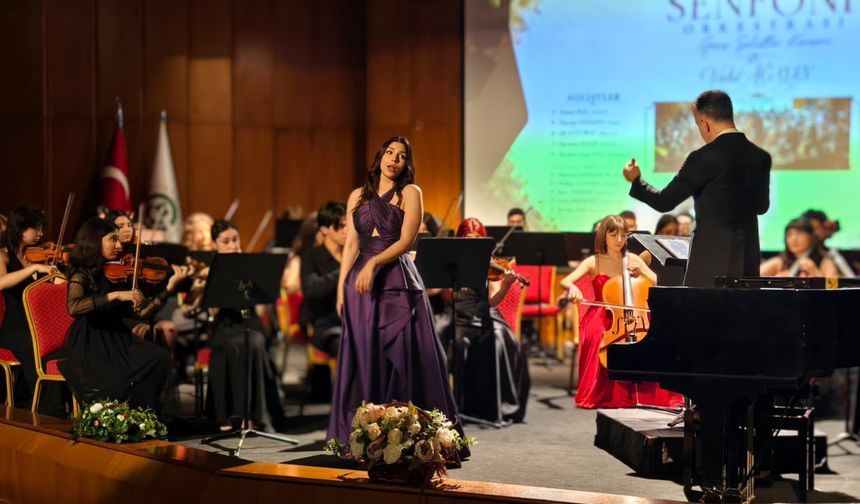Çukurova Üniversitesi’nde Genç Solistler Sanatseverleri Büyüledi