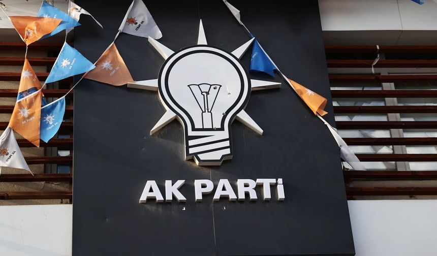 AK Parti'den Son Dakika Kararı: 4 İlde Yeni Yönetimler Göreve Başlayacak
