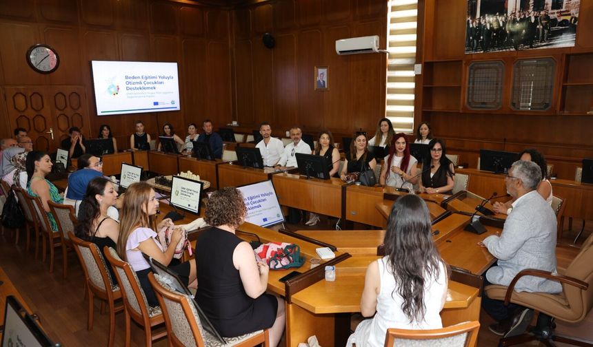 ÇÜ'den Otizmli Çocuklara Yönelik AB Destekli Eğitim Projesi