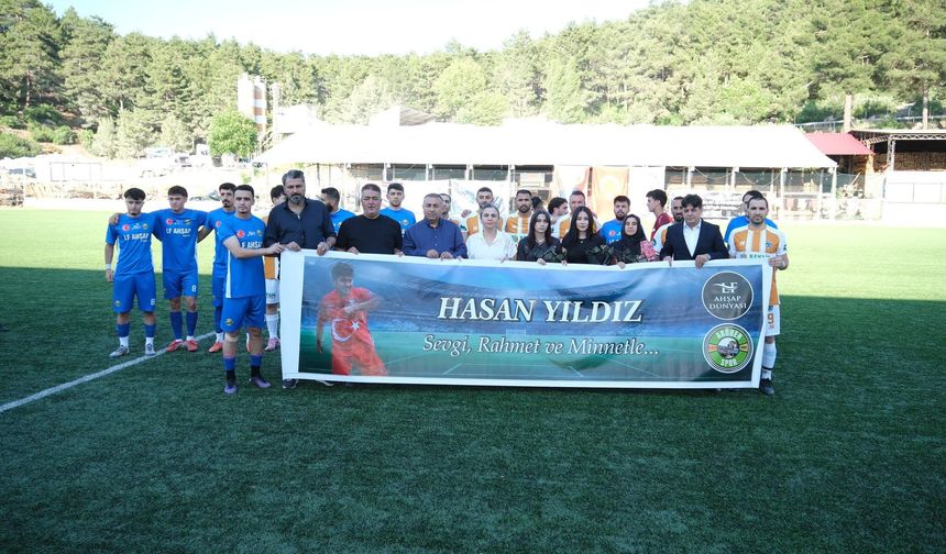 Aladağ'da Futbol Coşkusu Başladı! Hasan Yıldız Sezonu Görkemli Açılışla Start Aldı