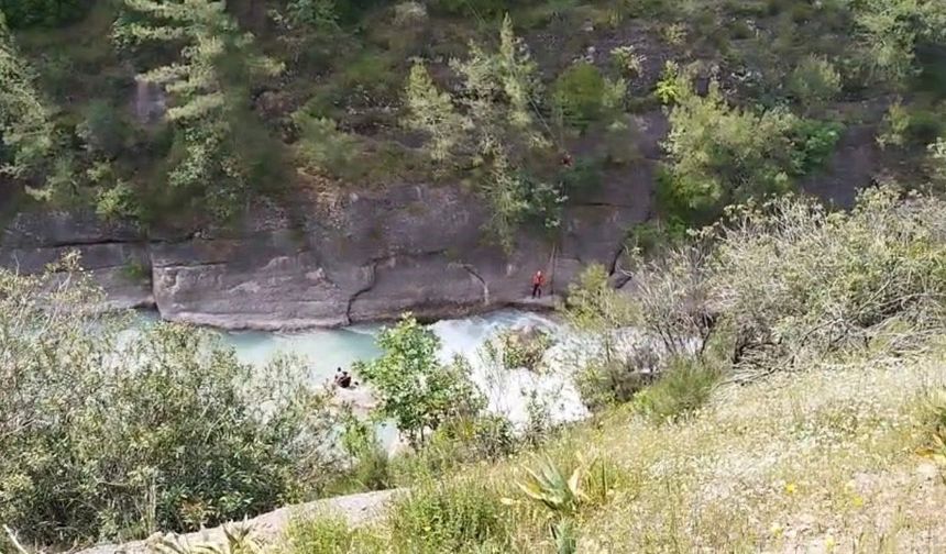 Eğlence Çayı’nda Kayıp Genç İçin Arama 5. Günde Sürüyor