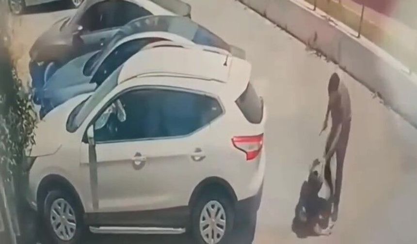 Adana'da Platonik Aşk Dehşeti:  Sokak Ortasında Bıçaklı Saldırı