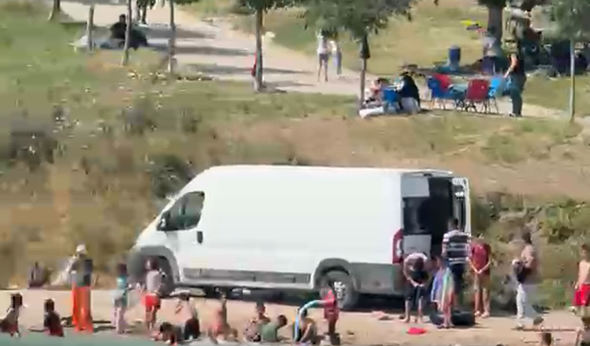 Sıcaklık Rekoru Kırılınca Adanalılar Soluğu Göl Kenarında Aldı