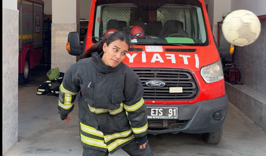 Milli Takıma Destek Çığ Gibi Büyüyor! Adana İtfaiyesi de Katıldı