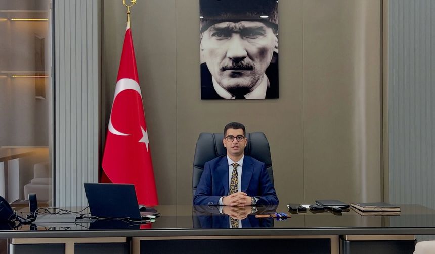 Karataş'ta Yeni Dönem Başladı! Kaymakam Vekili Ozan Onu Göreve Başladı