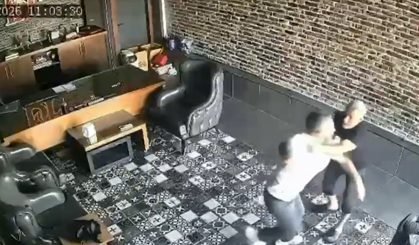 Adana Seyhan'da 'Haraç' Dehşeti: Kiralama Şirketi Sahibine Bıçaklı Saldırı