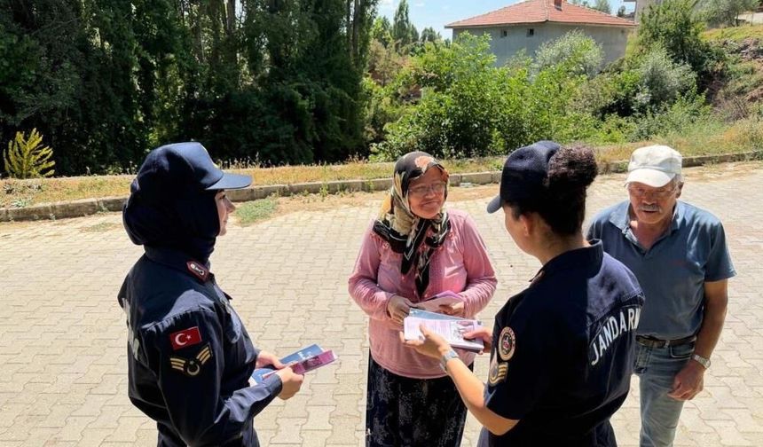 Jandarma KADES’i Uygulamalı Anlatıyor