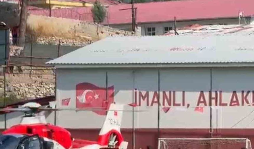 Feke’de Zamanla Yarış! Kalp Krizi Geçiren Vatandaş Helikopter Ambulansla Kurtarıldı