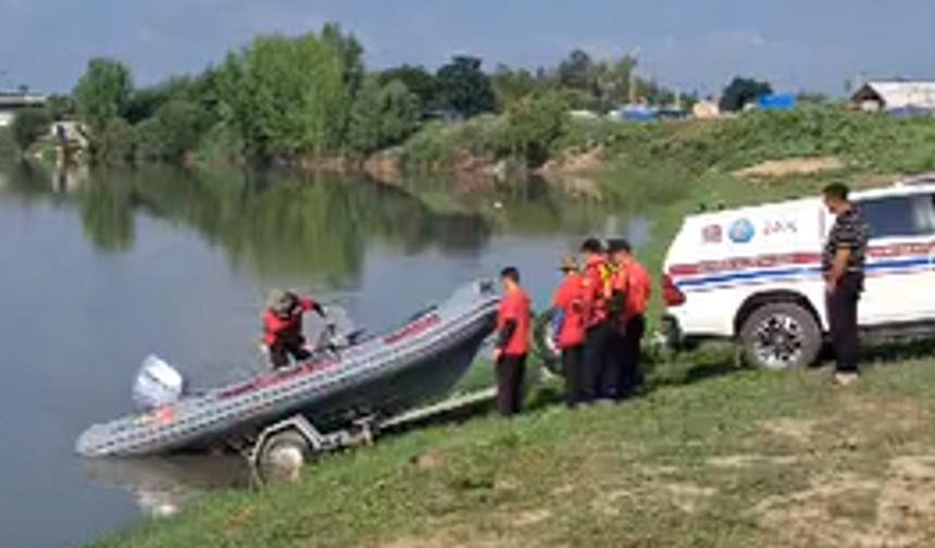 Adana'da Acı Bekleyiş: Ceyhan Nehri'nde Kaybolan İki Çocuk İçin Arama Çalışmaları İkinci Gününde