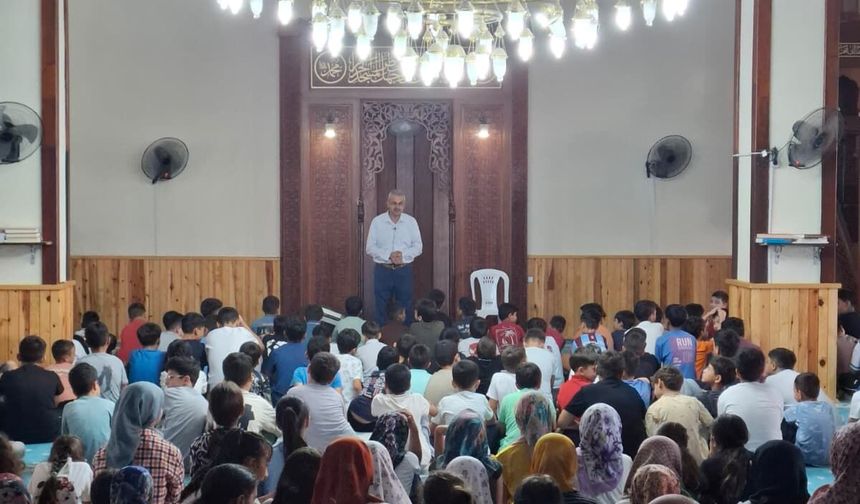 Sarıçam'da Yaz Kur'an Kurslarına Büyük İlgi: 6 Bin 200 Öğrenci Eğitim Alıyor