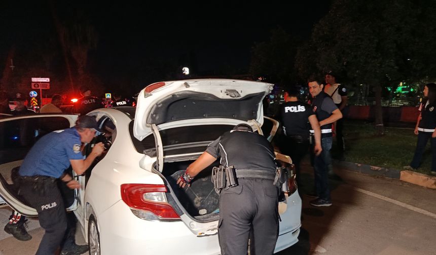 Adana’da Huzur Operasyonu: Binlerce Kişi ve Araç Sorgulandı Aranan 66 Kişi Yakalandı